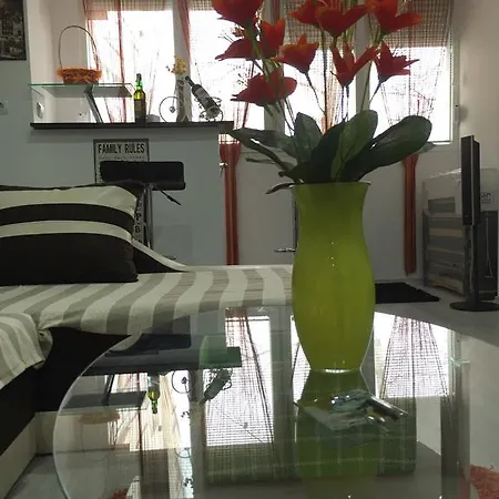 Evrohostelmoc 1 Apartment
