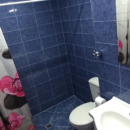 Evrohostelmoc 1 Apartment *