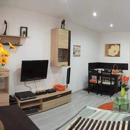 Evrohostelmoc 1 Apartment *